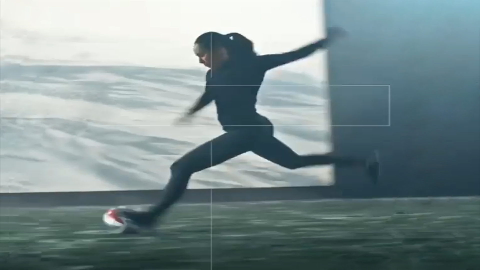 2_Coldgear-x-Amour-x-Sporting-Goods0163